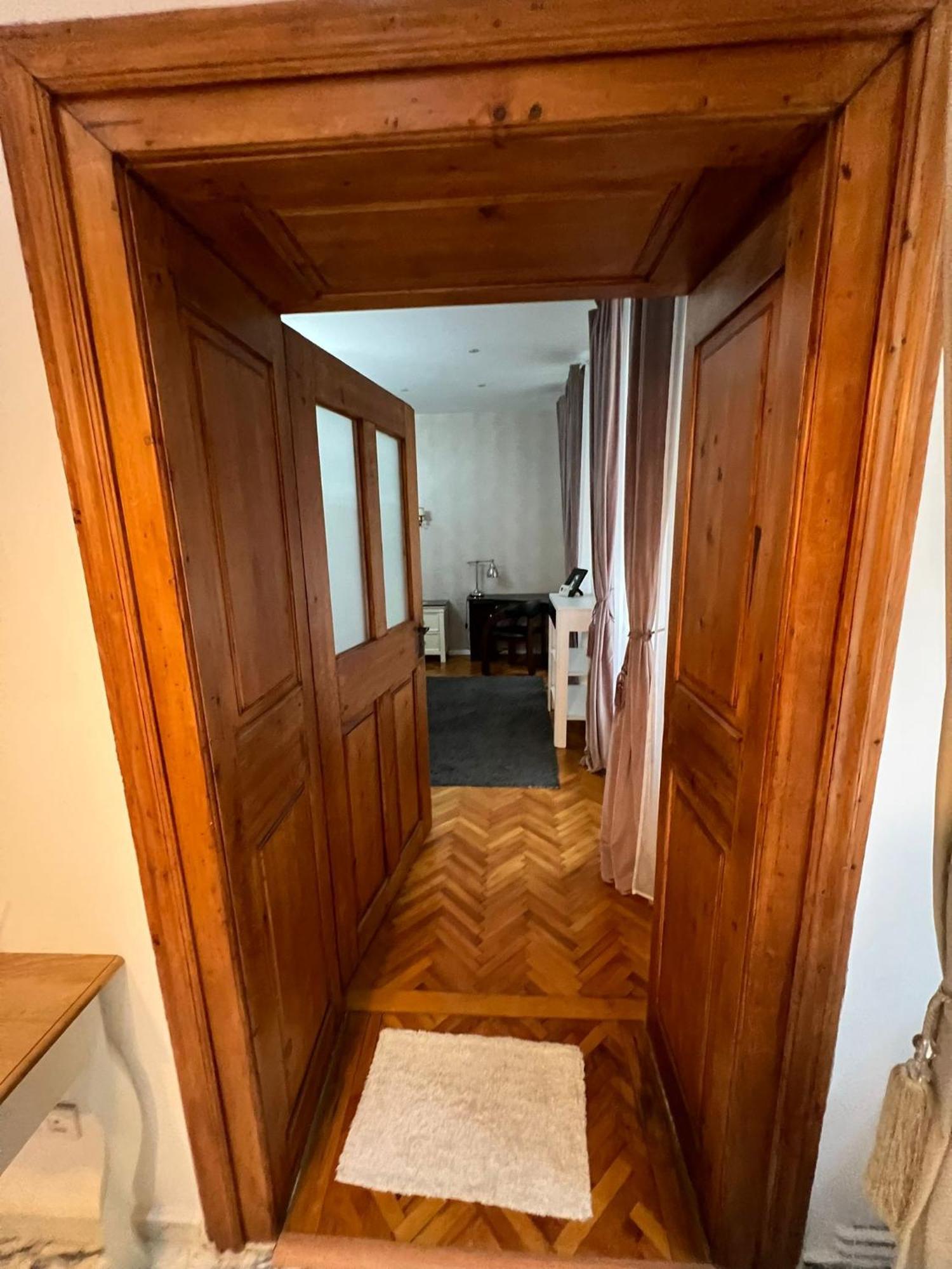 Royal Apartment
